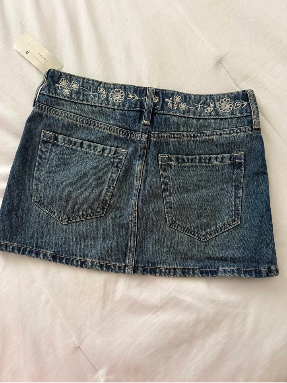 Hollister Blue Denim Mini Skirt with White Embroidered Waist - Picture 4 of 5